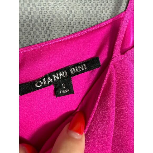 Gianni Bini Hot Pink Off Shoulder Bodycon Dress | Size 0 - Picture 5 of 5